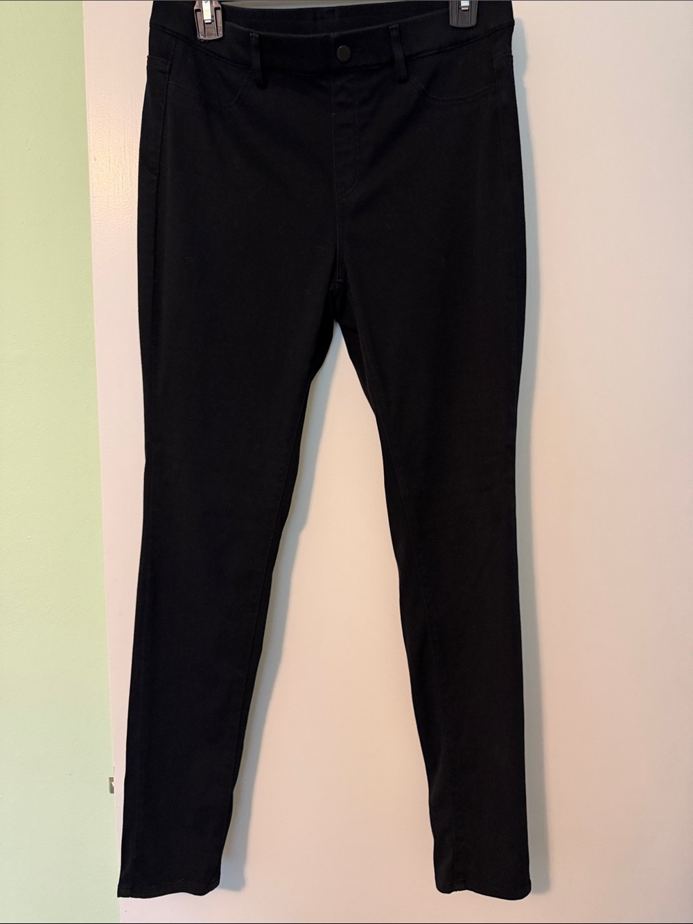Uniqlo Black Women's Skinny Jeans